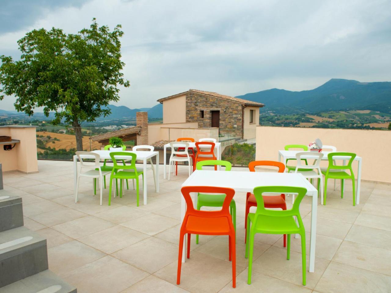Serre Alte Landscape Luxury Rooms Matelica Exterior foto